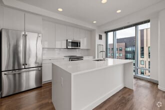 Interior Photo - Van Ness
