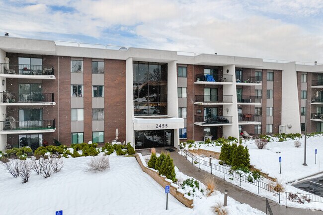 Foto del edificio - Connemara Condominiums