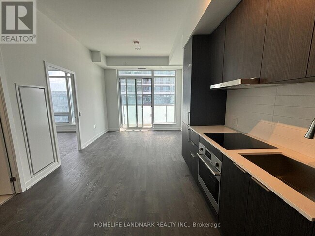 Building Photo - 7-N1107 Golden Lion Heights