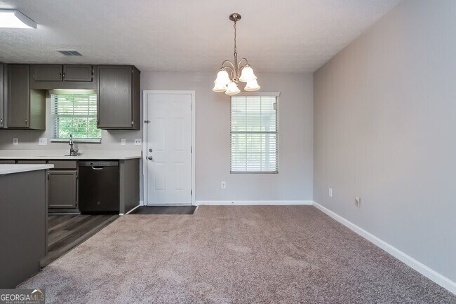 Building Photo - 5620 Regency Forest Ct