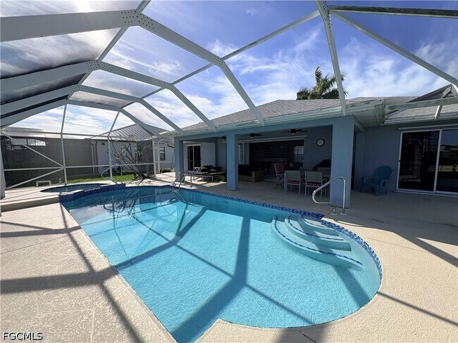 Foto del edificio - 2823 SW 39th Terrace