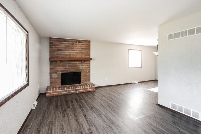 Foto del edificio - 1403 NW 64th Terrace