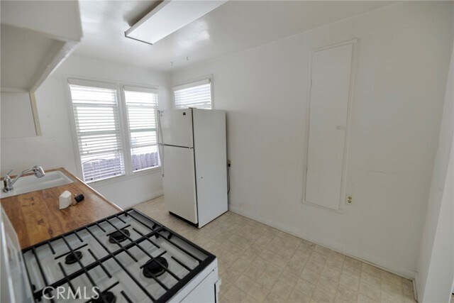 Foto del edificio - 200 Avenida Monterey