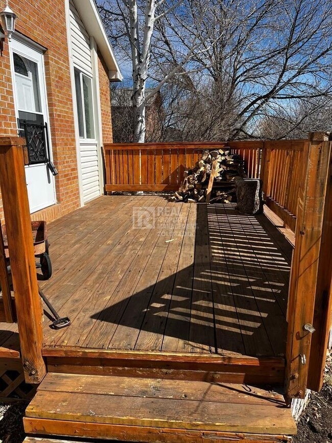 Foto del edificio - 2429 Eagle Dr