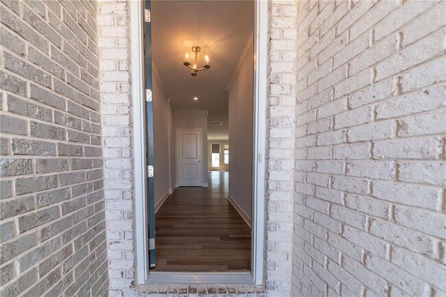 Building Photo - 6060 Bracken Brown Dr