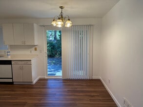 Building Photo - 23820 Edmonds Way