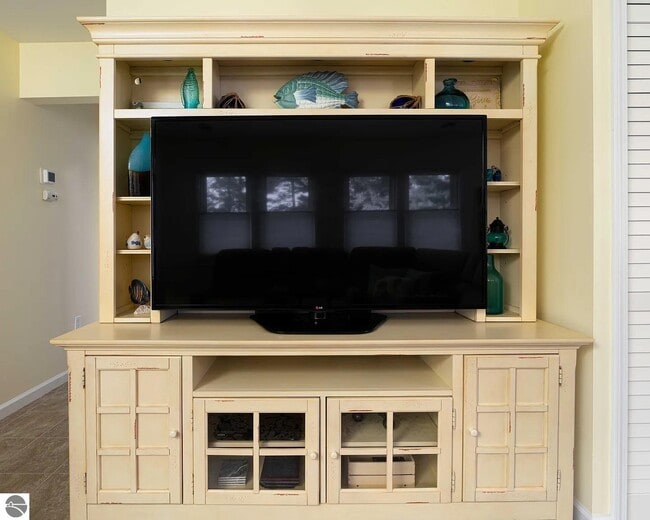 Building Photo - 840 Millers Park Rd