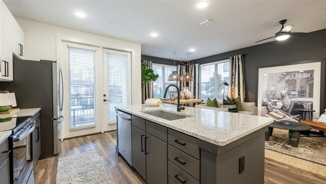 Foto del edificio - Elwood Apartments