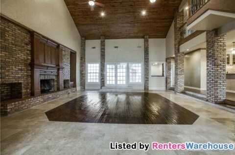 Building Photo - 1875 Bluebonnet Dr