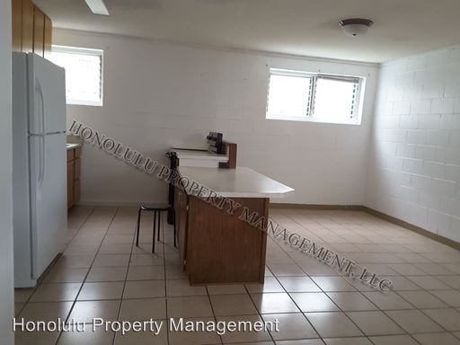Building Photo - 2114 Houghtailing St