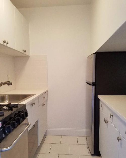 Foto del edificio - 135 W 16th St