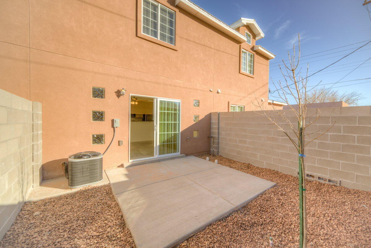 1120 Griegos Rd NW, Albuquerque, NM 87107 Townhome Rentals in