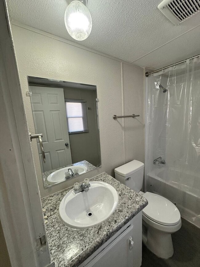 Foto del edificio - Remodeled home for sale