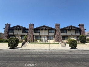 Building Photo - 5215 Rosemead Blvd
