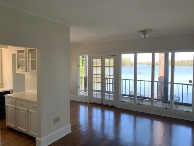 Foto del edificio - 1503 Stanford Ave