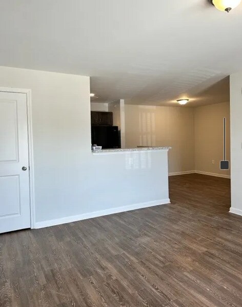 Foto del edificio - Bear Creek Apartments
