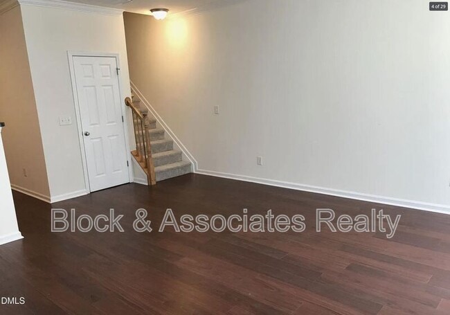 Building Photo - 11730 Mezzanine Dr