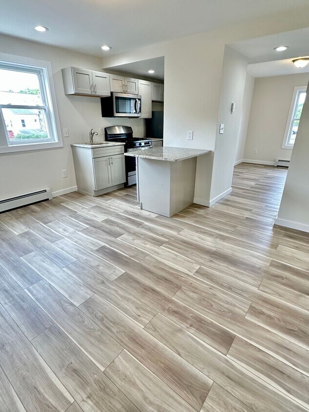 Foto principal - 32 Cedar St
