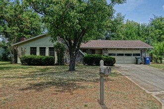 Building Photo - 4713 Wheaton Ln NW
