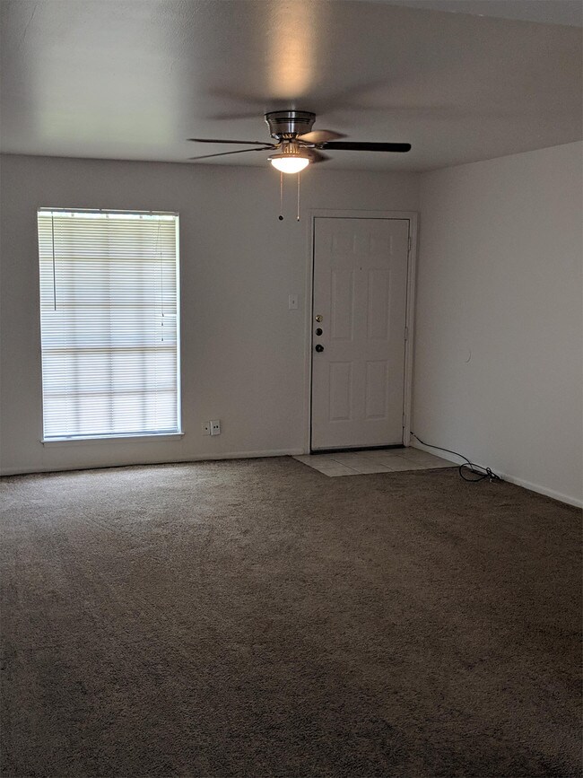 Building Photo - 6327 Calder Ave