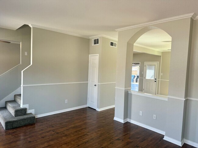 Building Photo - 7836 Excaliber Rd