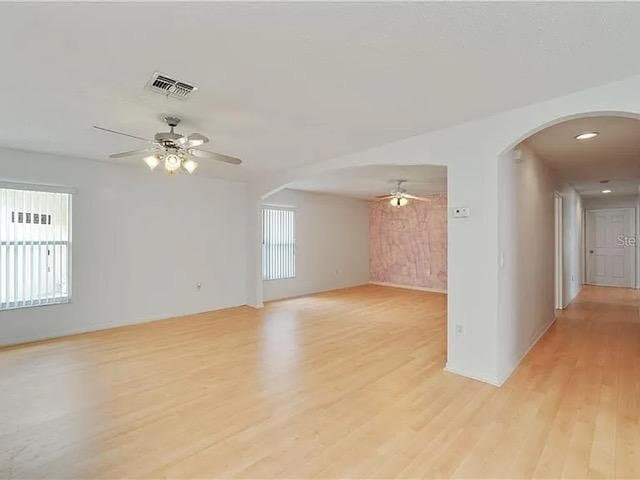 Building Photo - 2411 Ashecroft Dr