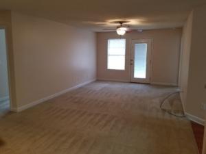 Building Photo - 210 Outlook Dr
