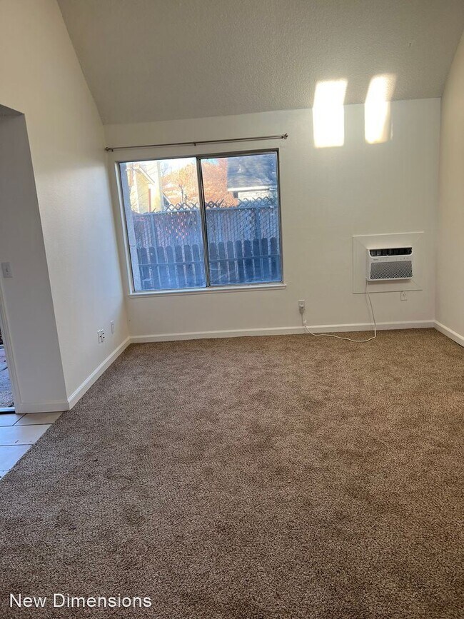 Foto del edificio - 2 br, 1 bath House - 1040 Baywood Drive Un...