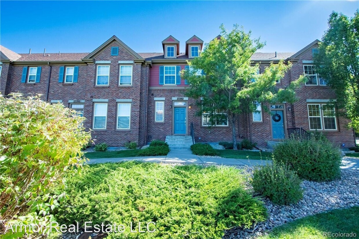 2 br, 2.5 bath House 23382 E Chenango Pl House Rental in Aurora, CO