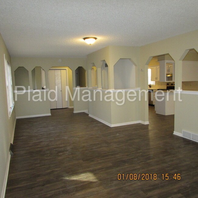Building Photo - 1310 Baltimore St