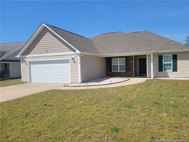 Building Photo - 3608 Crosswinds Dr