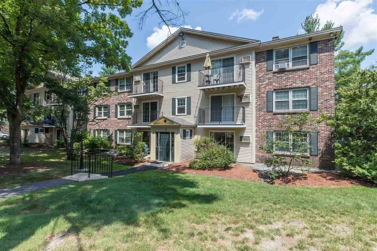 3 Autumn Leaf Dr Unit U3, Nashua, NH 03060 Condo for Rent in Nashua