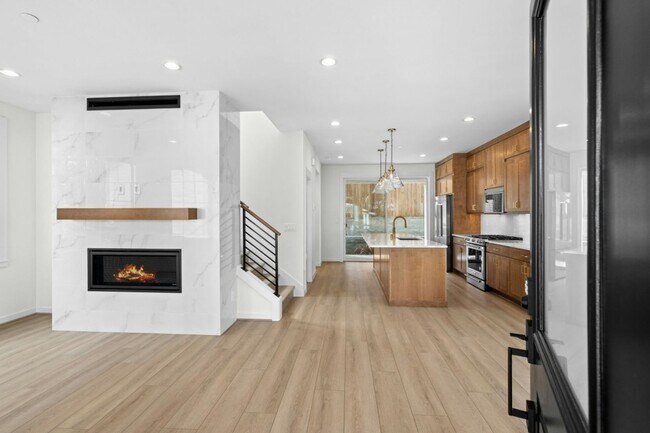 Foto del edificio - 3bd/2.75ba Redmond Home