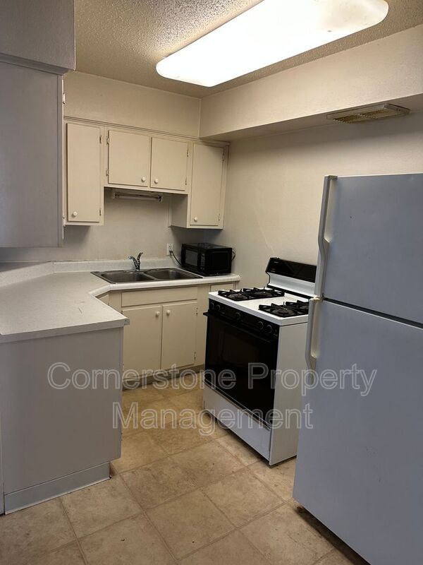 Foto del edificio - 1320 1st Ave N