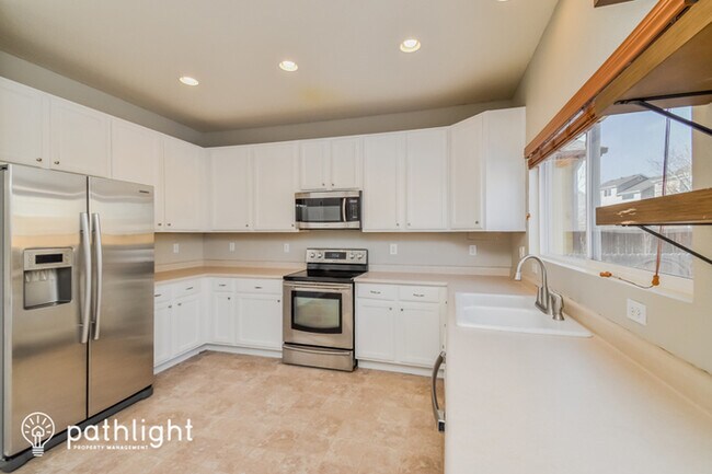 Foto del edificio - 4551 Range Creek Drive, Colorado Springs, ...