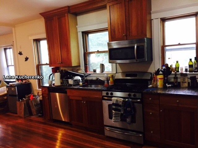 Foto principal - 34 Hawthorne St