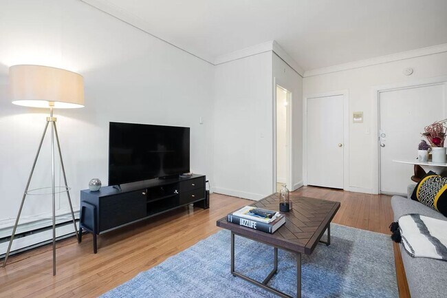 Foto del edificio - 542 Beacon St
