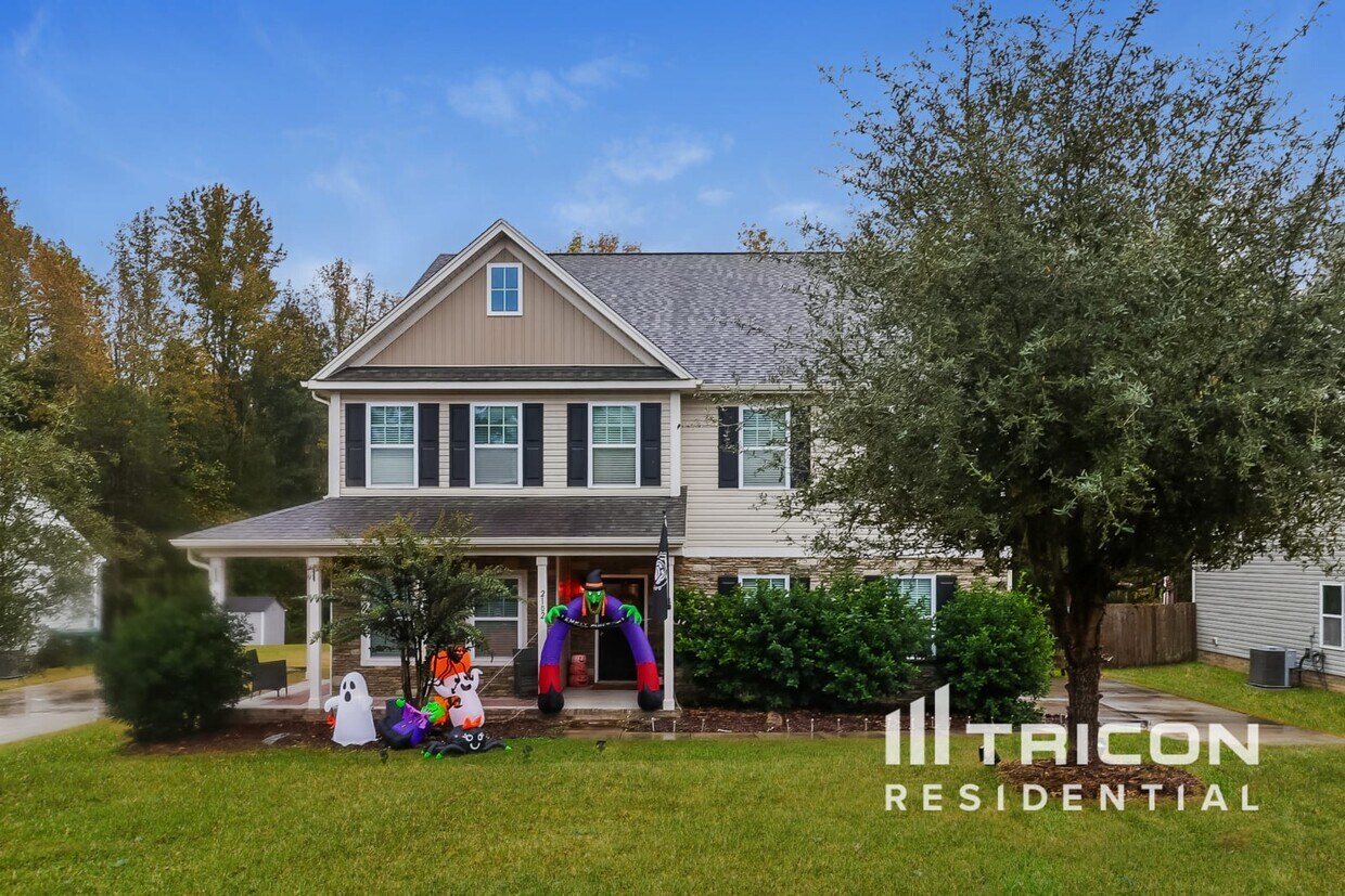 Foto principal - 2102 Eddie Massey Ln