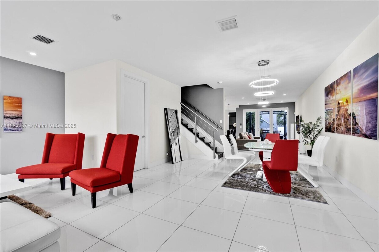 Foto principal - 10334 NW 66th St