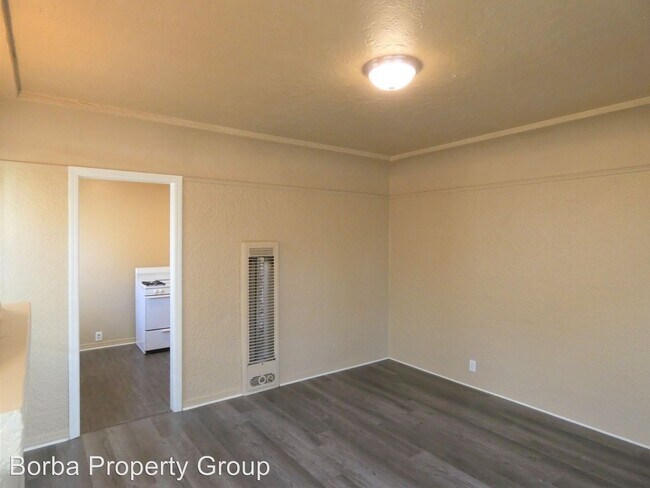Building Photo - 6046 Linden Ave