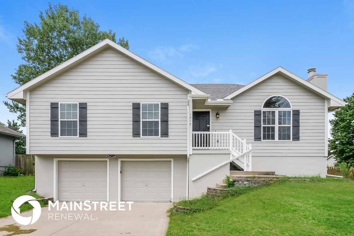 Foto principal - 1312 Stonecrest Dr