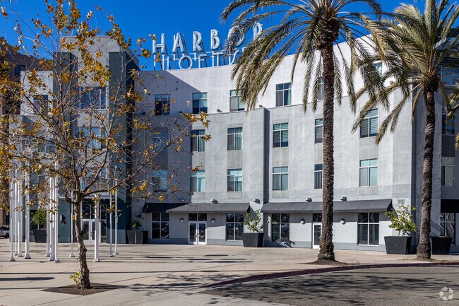 Foto del edificio - Harbor Lofts