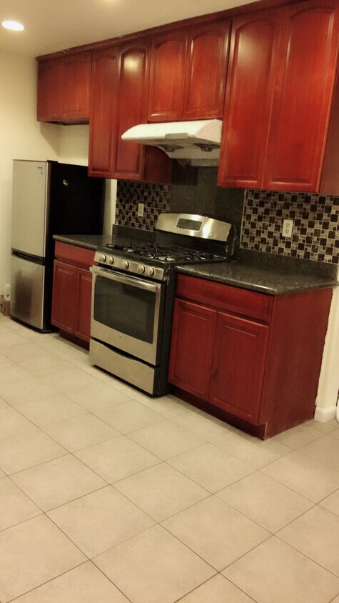 Foto del edificio - 780 Donovan Dr