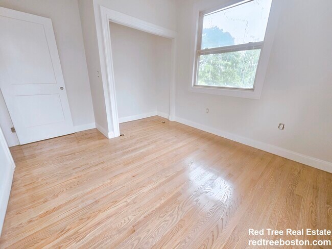 Foto del edificio - 457 Centre St