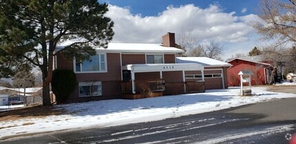 Building Photo - 4715 Shadowglen Dr