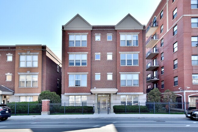 Foto del edificio - 1327 N Halsted St
