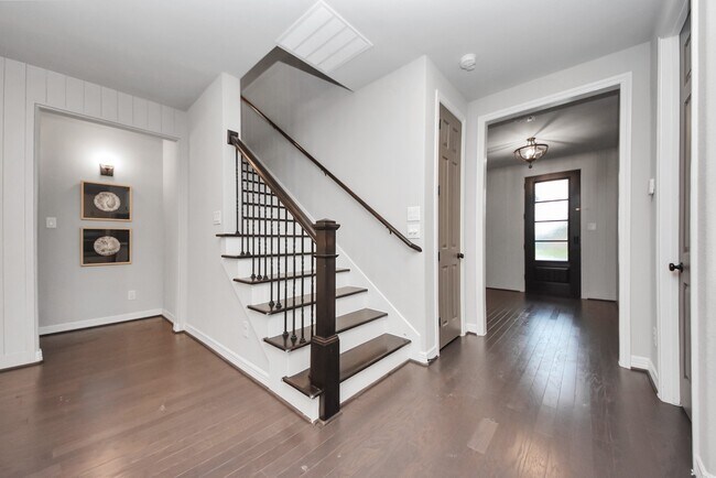 Building Photo - 108 Summer Pool Ct