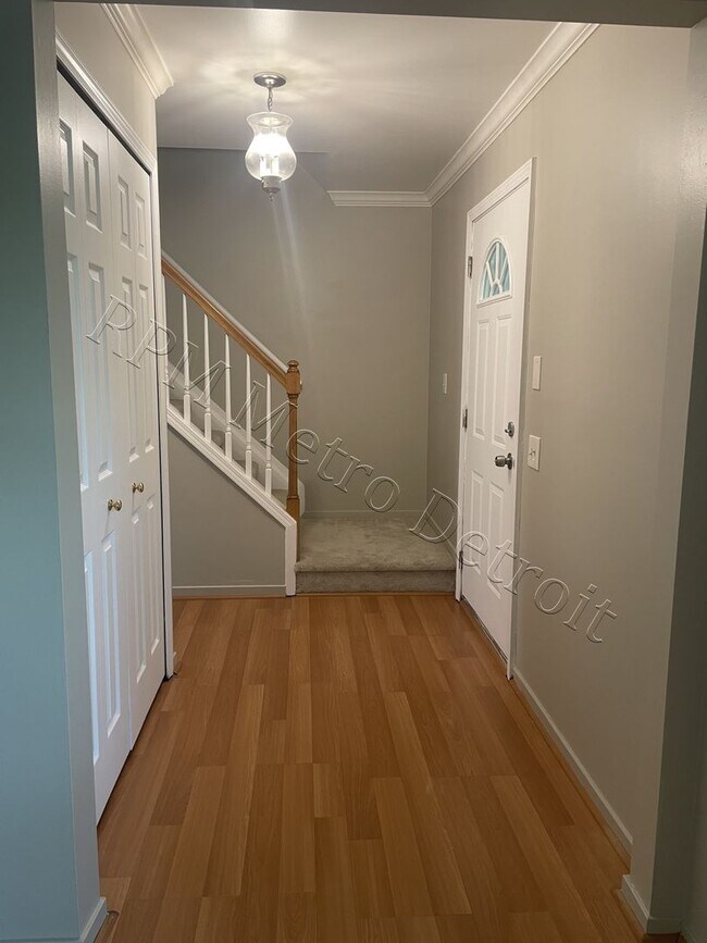Foto del edificio - 174 Glenshire Dr