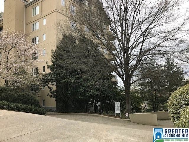 Foto del edificio - 2600 Arlington Ave S