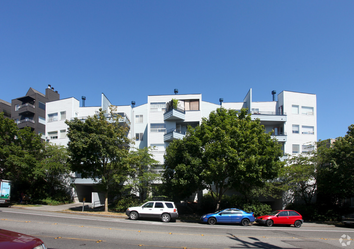 Primary Photo - Terrace Villa Apartments